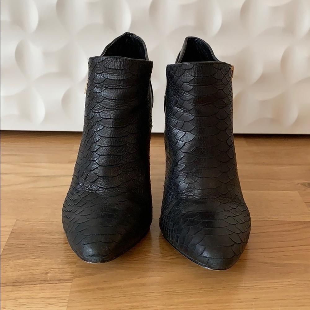 [Ann Taylor] Black Snakeskin Heeled Booties